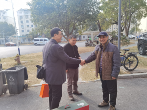 江西制藥開展離退休老干部、軍轉(zhuǎn)干部  走訪慰問活動